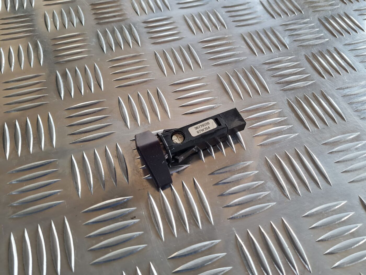 Trauksmes poga priekš VOLVO S60 2008