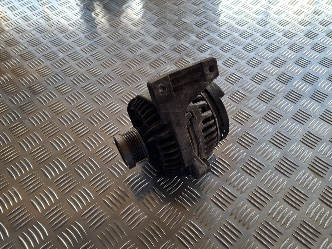 Ģenerators priekš VOLVO S60 2008 1 Ģenerators priekš VOLVO S60 2008