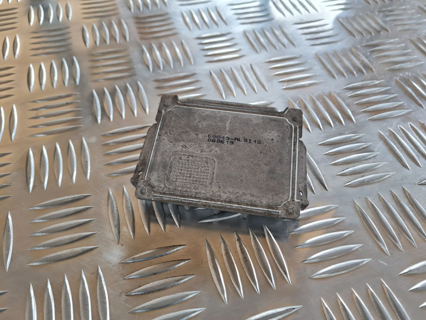 Priekšejo lukturu vadības bloks priekš VOLVO S60 2008 4 Priekšejo lukturu vadības bloks priekš VOLVO S60 2008