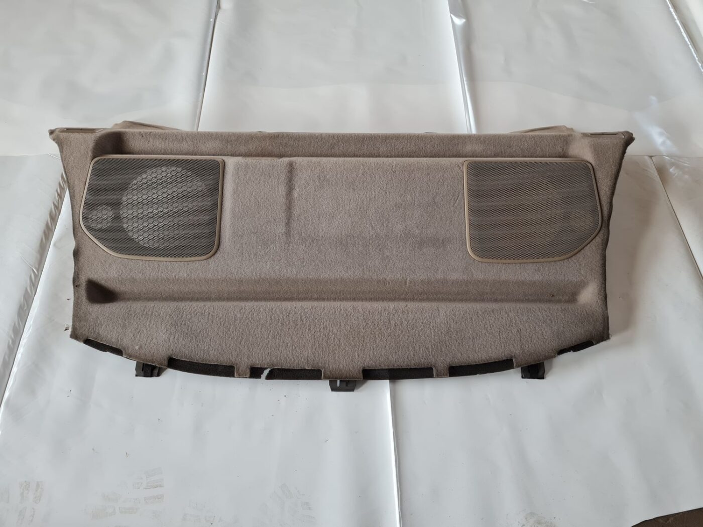 Bagāžnieka nodalījuma plaukts priekš VOLVO S60 2008