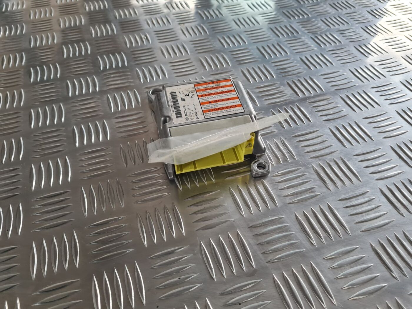 Drošības spilvena vadības bloks priekš SUBARU LEGACY 2010