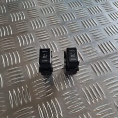 Sēdekļa apsildes ieslēgšanas poga priekš SUBARU LEGACY 2010