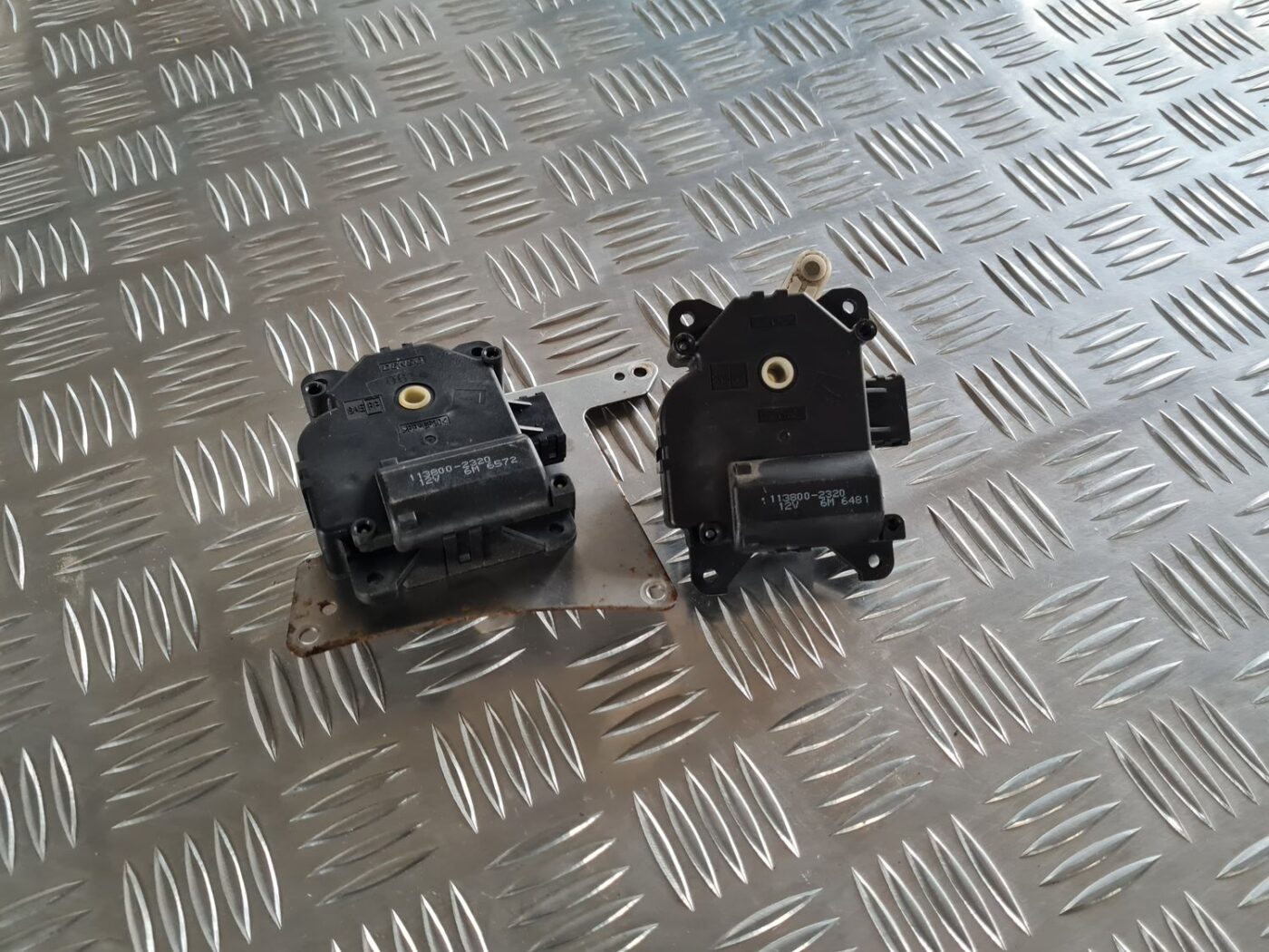 Apsildes sistēmas aktuators priekš SUBARU LEGACY 2010 1 Apsildes sistēmas aktuators priekš SUBARU LEGACY 2010