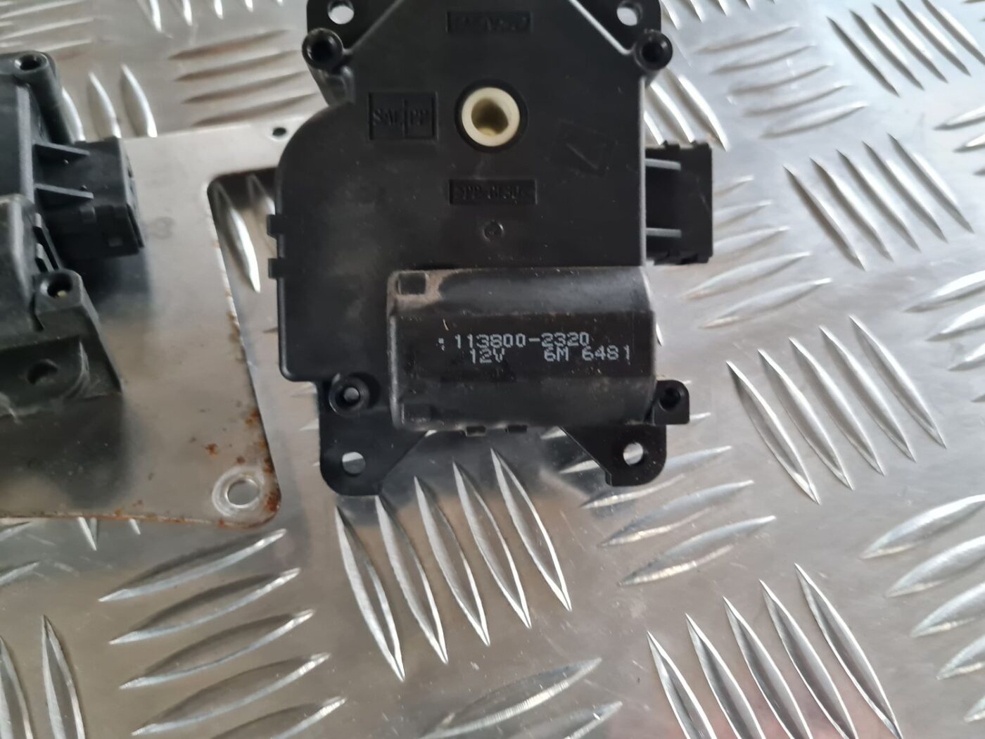 Apsildes sistēmas aktuators priekš SUBARU LEGACY 2010 4 Apsildes sistēmas aktuators priekš SUBARU LEGACY 2010