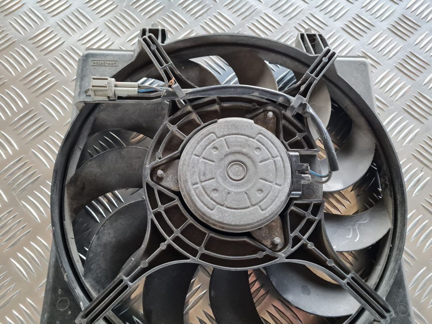 Dzesēšanas radiatora ventilators priekš SUBARU LEGACY 2010 4 Dzesēšanas radiatora ventilators priekš SUBARU LEGACY 2010