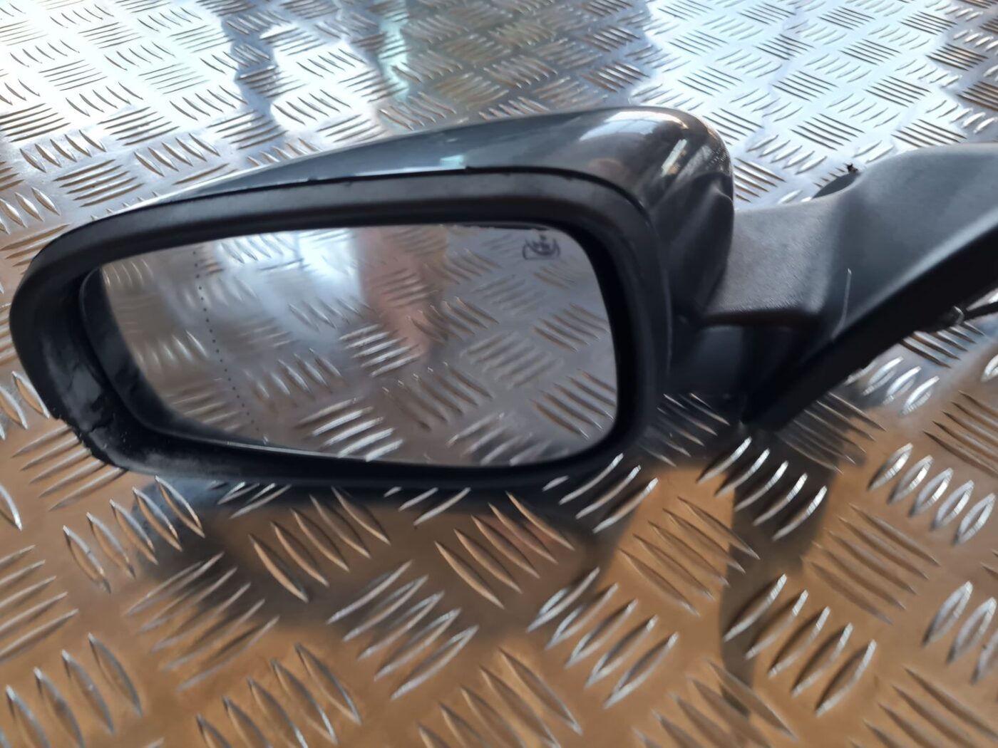 Ārējais spogulis, pa kreisi priekš VOLVO V70 2006 6 Ārējais spogulis, pa kreisi priekš VOLVO V70 2006