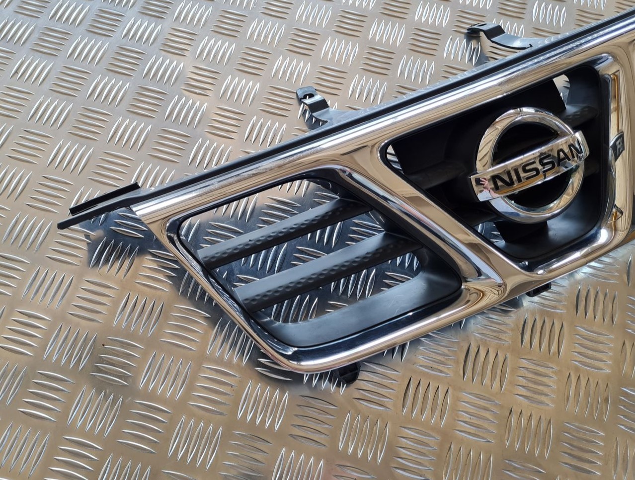 Bufera reste priekš NISSAN X-TRAIL 2002 2 Bufera reste priekš NISSAN X-TRAIL 2002