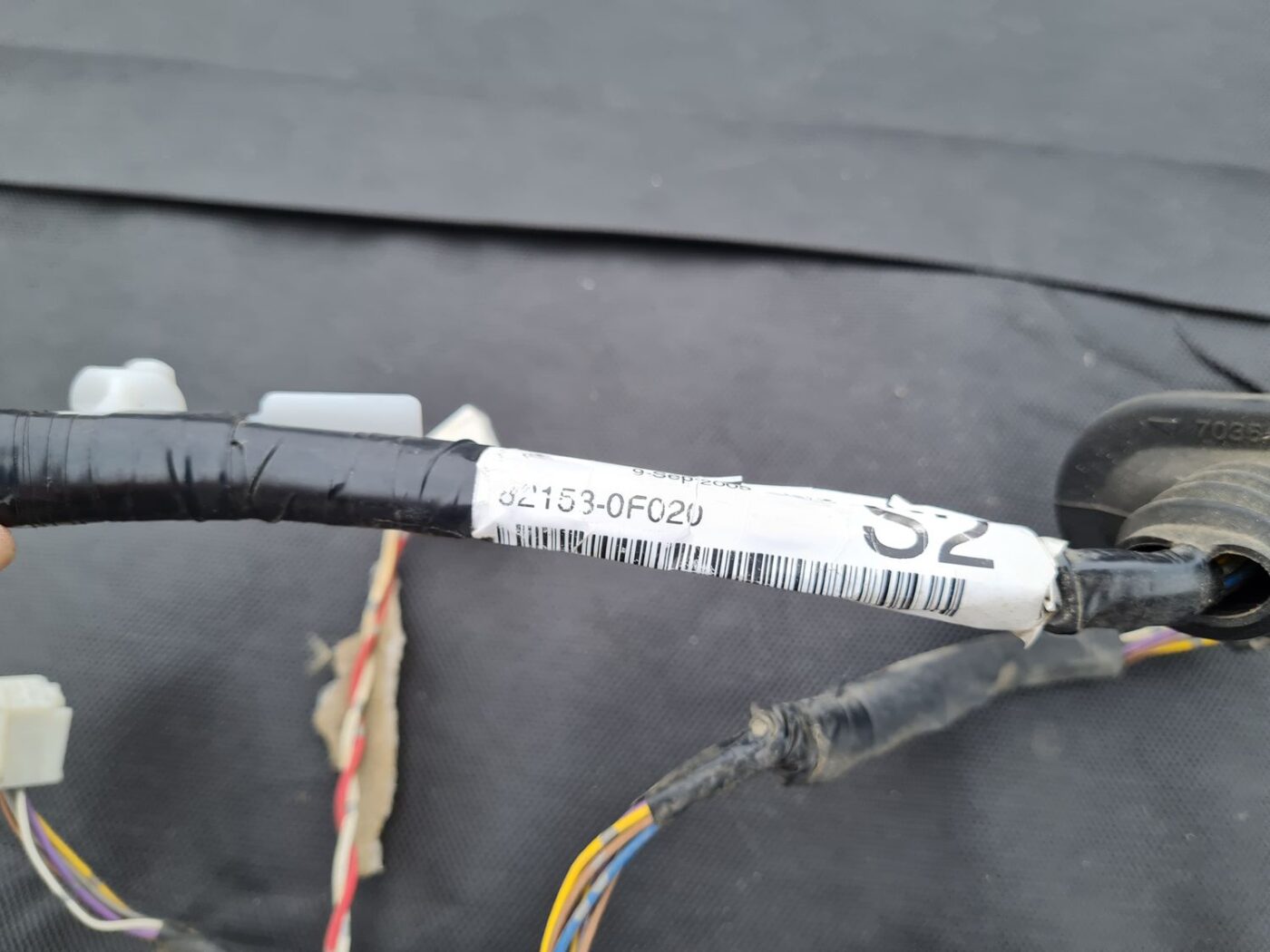 Durvju vadi priekš TOYOTA COROLLA VERSO 2005 2 Durvju vadi priekš TOYOTA COROLLA VERSO 2005