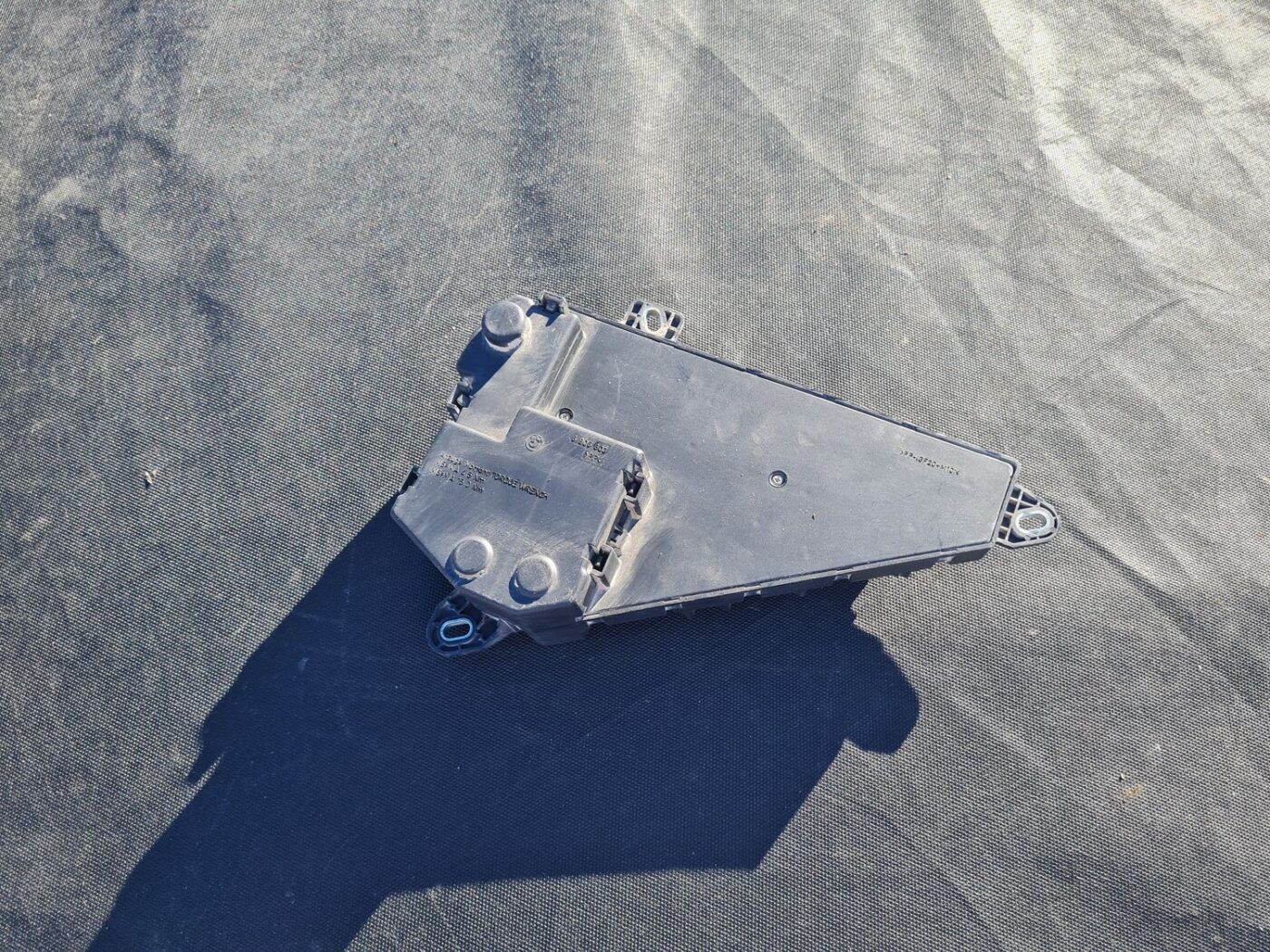 Drošinātāju bloks priekš BMW 525 E60 2006 BLACK 5 Drošinātāju bloks priekš BMW 525 E60 2006 BLACK