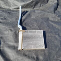 Apsildes sistēmas radiators priekš VOLVO S40 2007