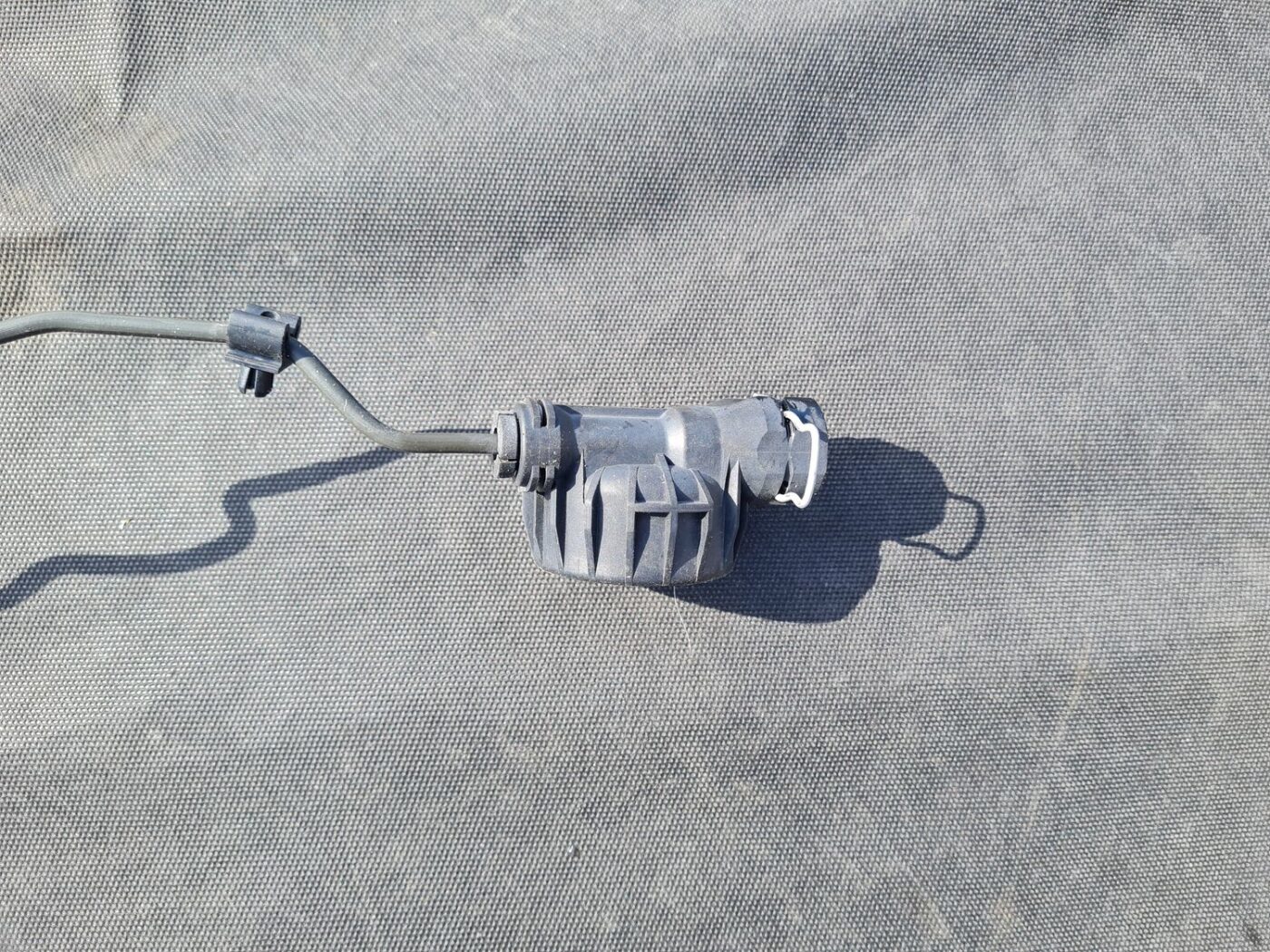 Sajūga galvenā cilindra caurule priekš OPEL INSIGNIA SPORTS TOURER 2013 4 Sajūga galvenā cilindra caurule priekš OPEL INSIGNIA SPORTS TOURER 2013