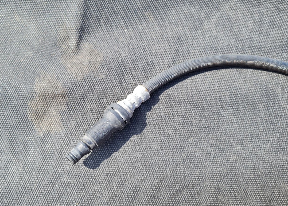 Sajūga galvenā cilindra caurule priekš OPEL INSIGNIA SPORTS TOURER 2013 3 Sajūga galvenā cilindra caurule priekš OPEL INSIGNIA SPORTS TOURER 2013