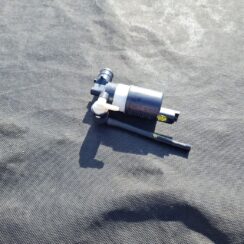 Mazgātāja šķidruma sūknis priekš RENAULT LAGUNA 2011