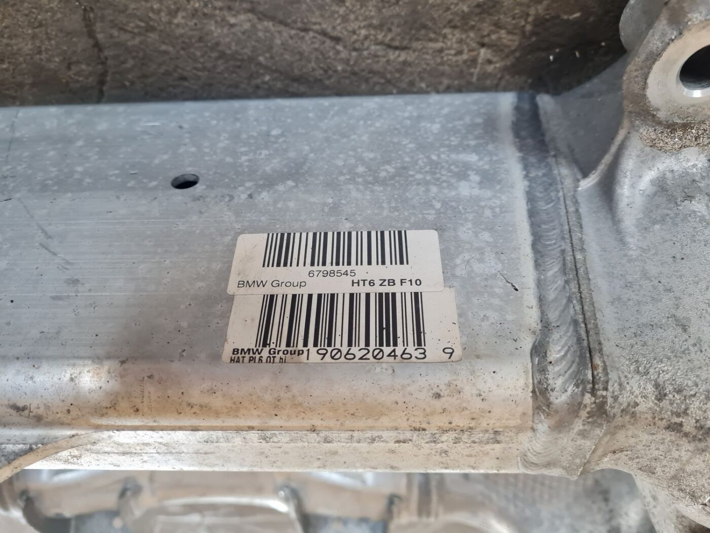 Aizmugurējais tilts/Aizmugurējais šķērsnis priekš BMW 520D F11 2011 TOURING 3 Aizmugurējais tilts/Aizmugurējais šķērsnis priekš BMW 520D F11 2011 TOURING