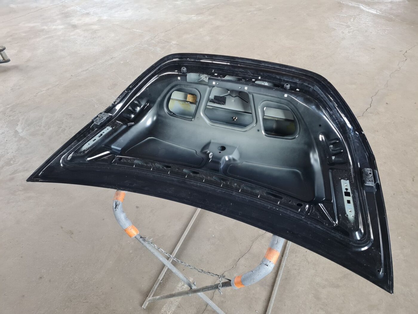 Bagāžnieka vāks priekš MERCEDES BENZ CLS 320 2005