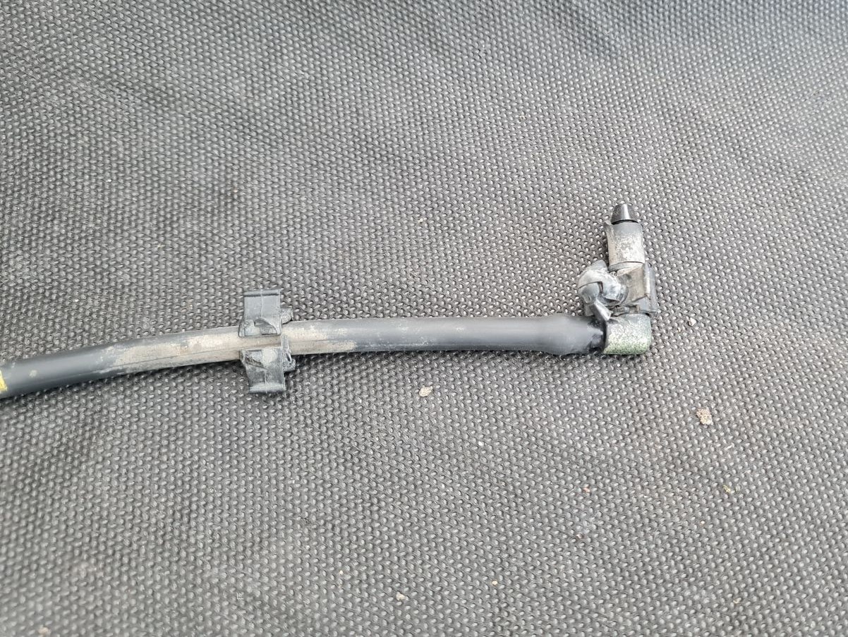 Vējstikla mazgāšanas šķidruma sprauslu šļūtene priekš KIA PICANTO 2006 3 Vējstikla mazgāšanas šķidruma sprauslu šļūtene priekš KIA PICANTO 2006