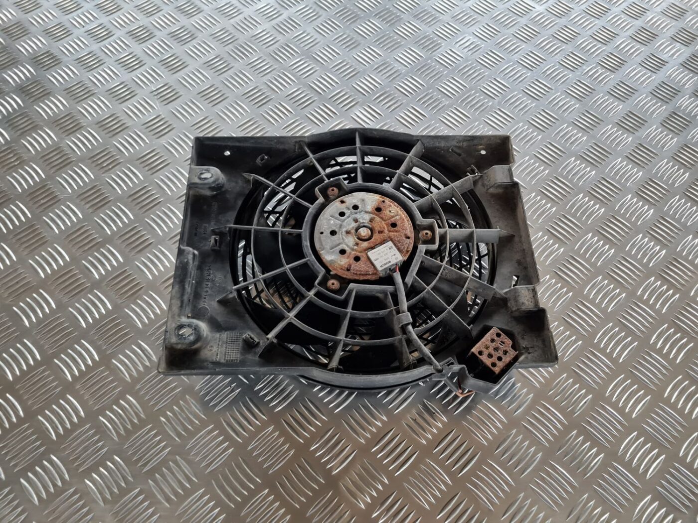 Dzesēšanas radiatora ventilators priekš OPEL ZAFIRA 1999 4 Dzesēšanas radiatora ventilators priekš OPEL ZAFIRA 1999