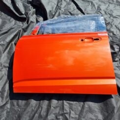 Priekšējās kreisās durvis priekš FORD C-MAX 2011