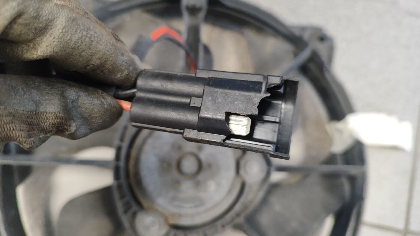 Dzesēšanas radiatora ventilators priekš CITROEN PICASSO 2007 5 Dzesēšanas radiatora ventilators priekš CITROEN PICASSO 2007