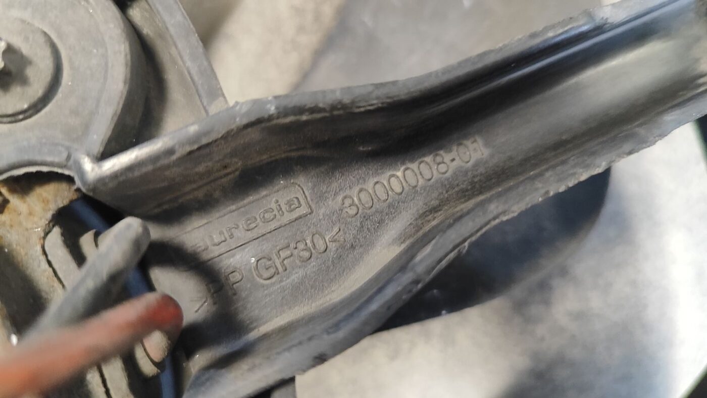 Dzesēšanas radiatora ventilators priekš CITROEN PICASSO 2007 3 Dzesēšanas radiatora ventilators priekš CITROEN PICASSO 2007