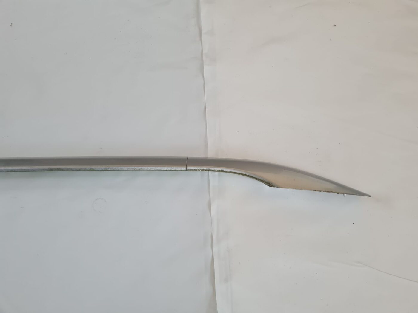 Jumta reliņi priekš TOYOTA AVENSIS 2007 5 Jumta reliņi priekš TOYOTA AVENSIS 2007