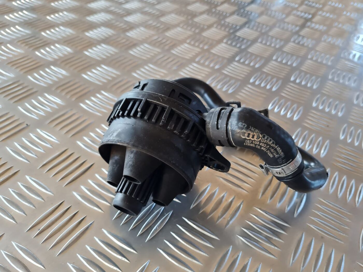 Kartera ventilācijas vārsts priekš AUDI A6 AVANT 2006 S-LINE 2 Kartera ventilācijas vārsts priekš AUDI A6 AVANT 2006 S-LINE