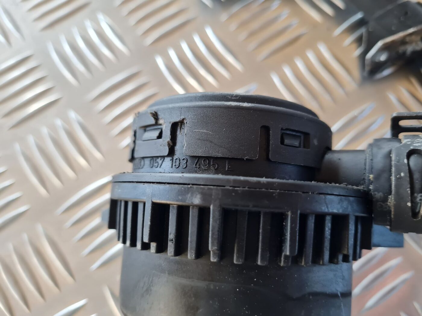 Kartera ventilācijas vārsts priekš AUDI A6 AVANT 2006 S-LINE 3 Kartera ventilācijas vārsts priekš AUDI A6 AVANT 2006 S-LINE