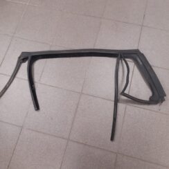 Aizmugurējo kreiso durvju moldings priekš OPEL INSIGNIA SPORTS TOURER 2010