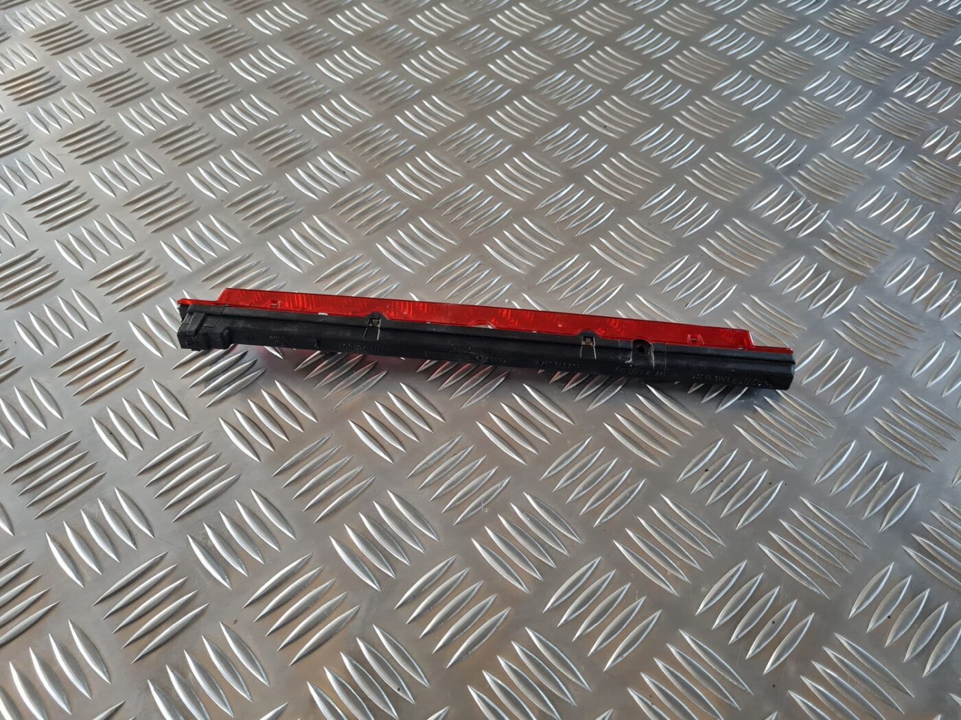 Stop signāls priekš AUDI A4 2000 AVANT 2 Stop signāls priekš AUDI A4 2000 AVANT