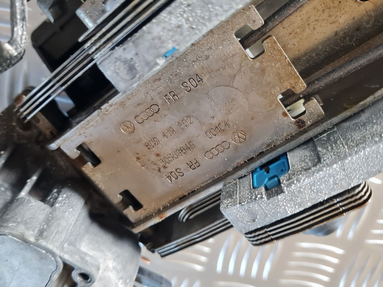 Stūres statne priekš AUDI A4 2000 AVANT 6 Stūres statne priekš AUDI A4 2000 AVANT