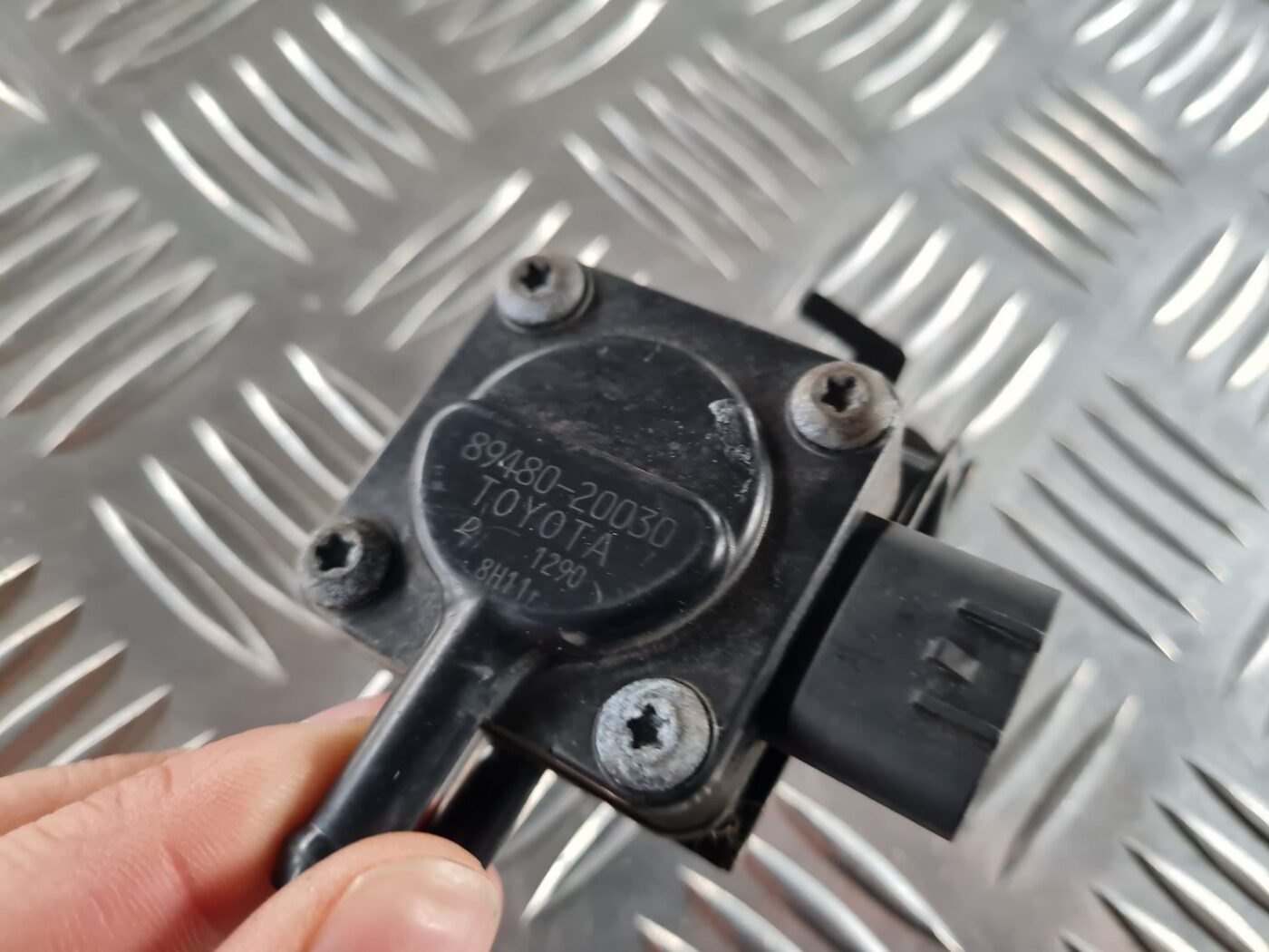 Izplūdes gāzu spiediena sensors priekš TOYOTA AVENSIS 2007 2 Izplūdes gāzu spiediena sensors priekš TOYOTA AVENSIS 2007