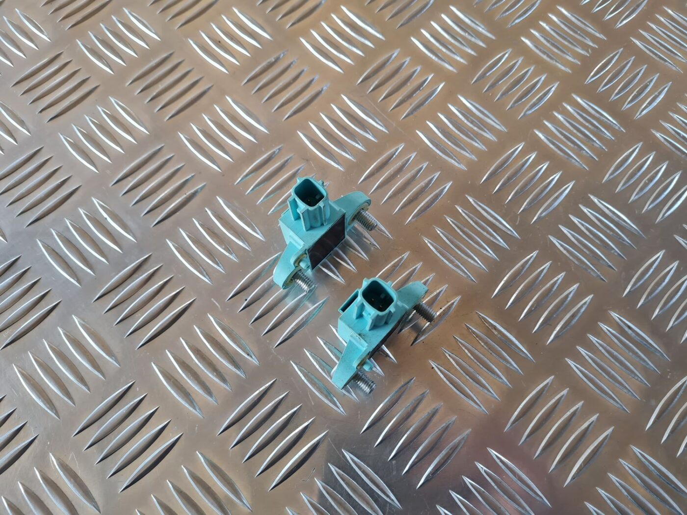 Drošības spilvena trieciensensors priekš AUDI A6 2008 3 Drošības spilvena trieciensensors priekš AUDI A6 2008