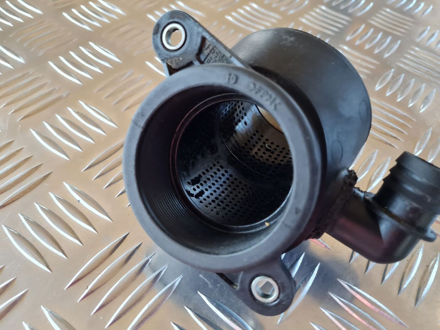 Gaisa ieplūdes vārsts priekš AUDI A6 2008 4 Gaisa ieplūdes vārsts priekš AUDI A6 2008