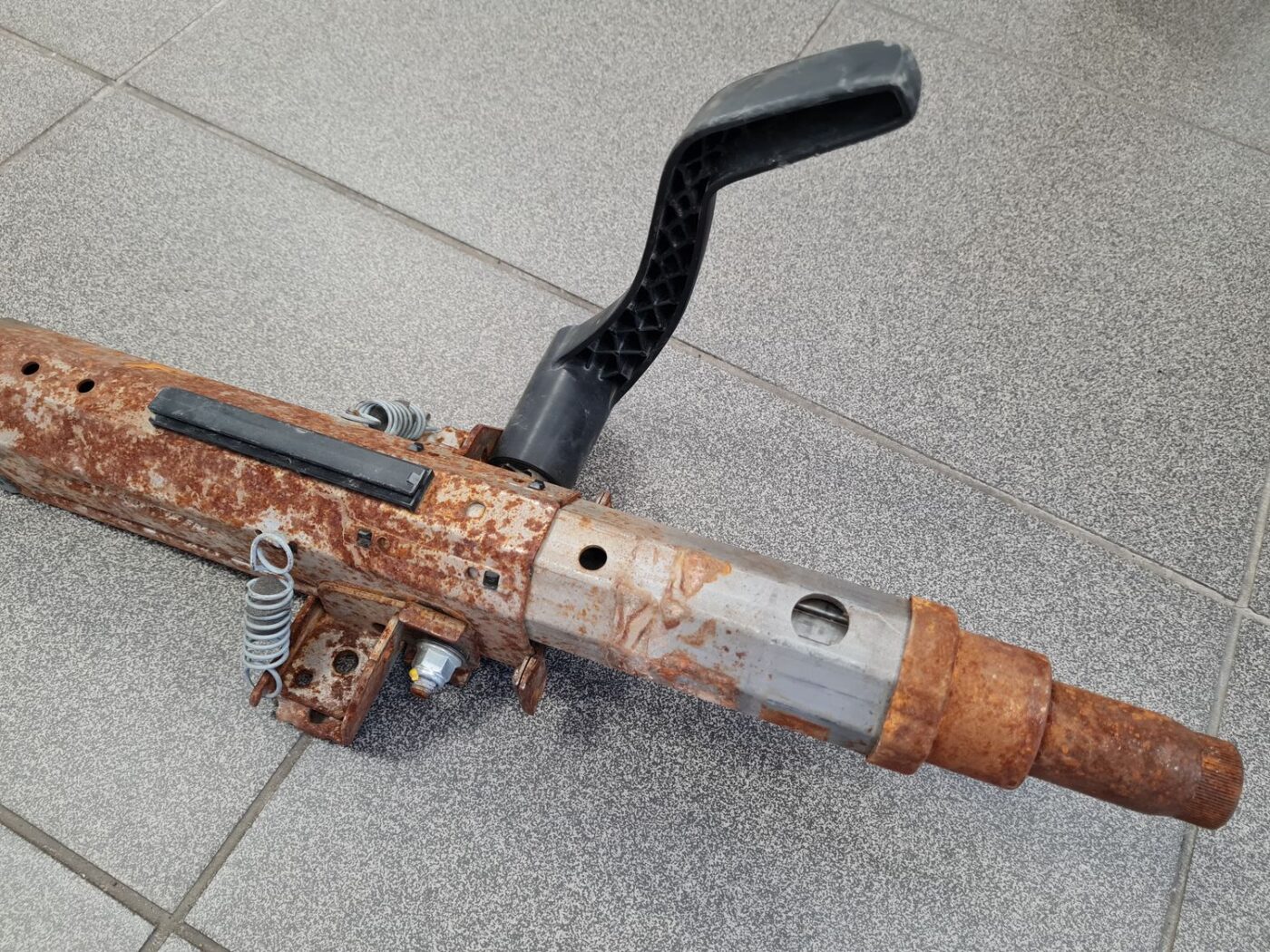 Stūres statne priekš VW POLO 2011 9 Stūres statne priekš VW POLO 2011