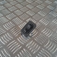 Stikla pacelšanas poga priekš OPEL MERIVA 2004