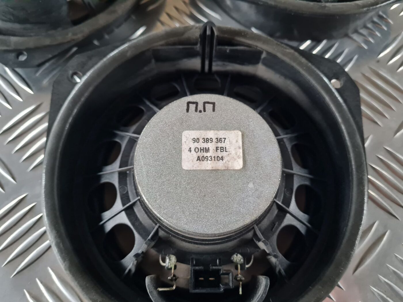 Durvju skaļrunis, apakšā priekš OPEL MERIVA 2004 4 Durvju skaļrunis, apakšā priekš OPEL MERIVA 2004