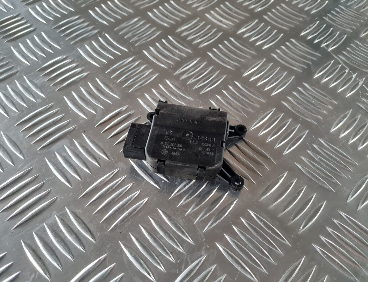 Apsildes sistēmas aktuators priekš OPEL MERIVA 2004 1 Apsildes sistēmas aktuators priekš OPEL MERIVA 2004