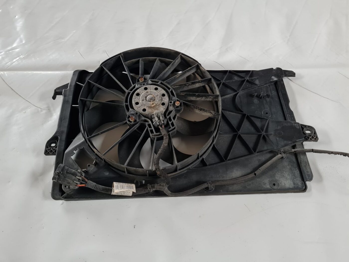 Dzesēšanas radiatora ventilators priekš OPEL MERIVA 2004 6 Dzesēšanas radiatora ventilators priekš OPEL MERIVA 2004