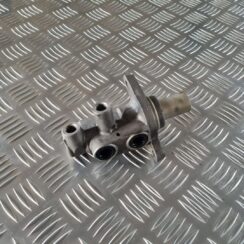 Bremžu pastiprinātāja galvenais cilindrs priekš VOLVO S80 2007 Black