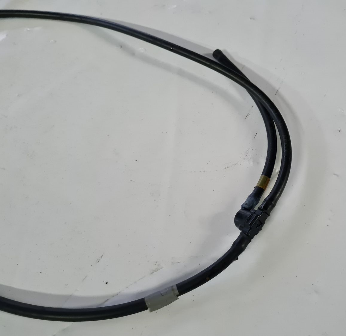 Vējstikla mazgāšanas šķidruma sprauslu šļūtene priekš TOYOTA AVENSIS 2010 3 Vējstikla mazgāšanas šķidruma sprauslu šļūtene priekš TOYOTA AVENSIS 2010