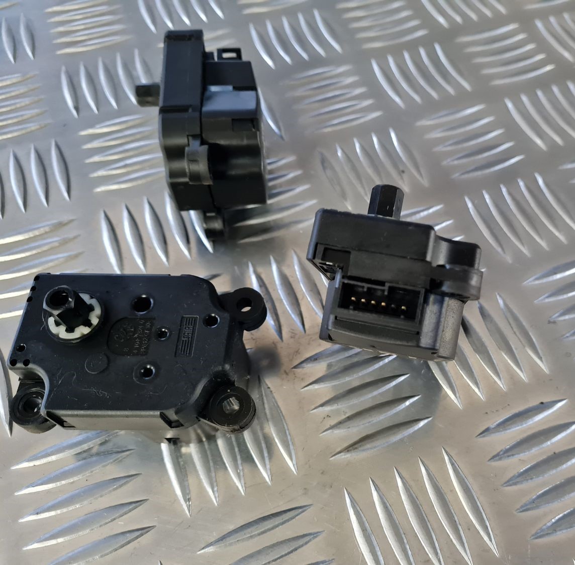 Apsildes sistēmas aktuators priekš CITROEN C8 2005 3 Apsildes sistēmas aktuators priekš CITROEN C8 2005