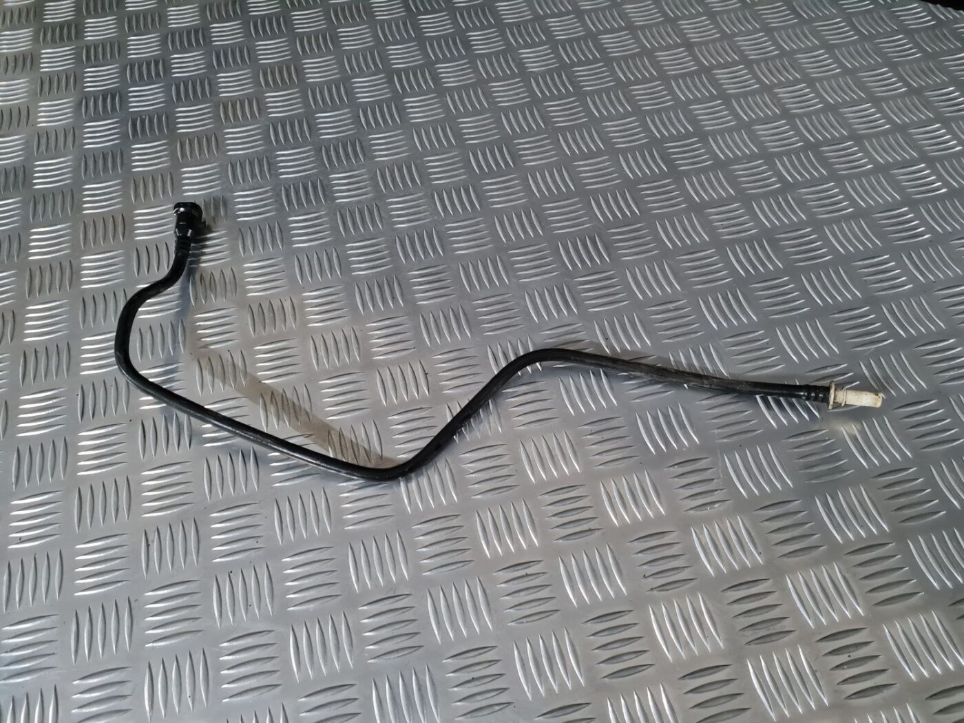 Degvielas caurule priekš CITROEN C8 2005 1 Degvielas caurule priekš CITROEN C8 2005