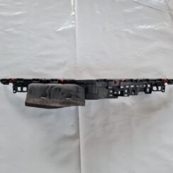 Radiatoru augšēja uzlika priekš OPEL INSIGNIA 2016