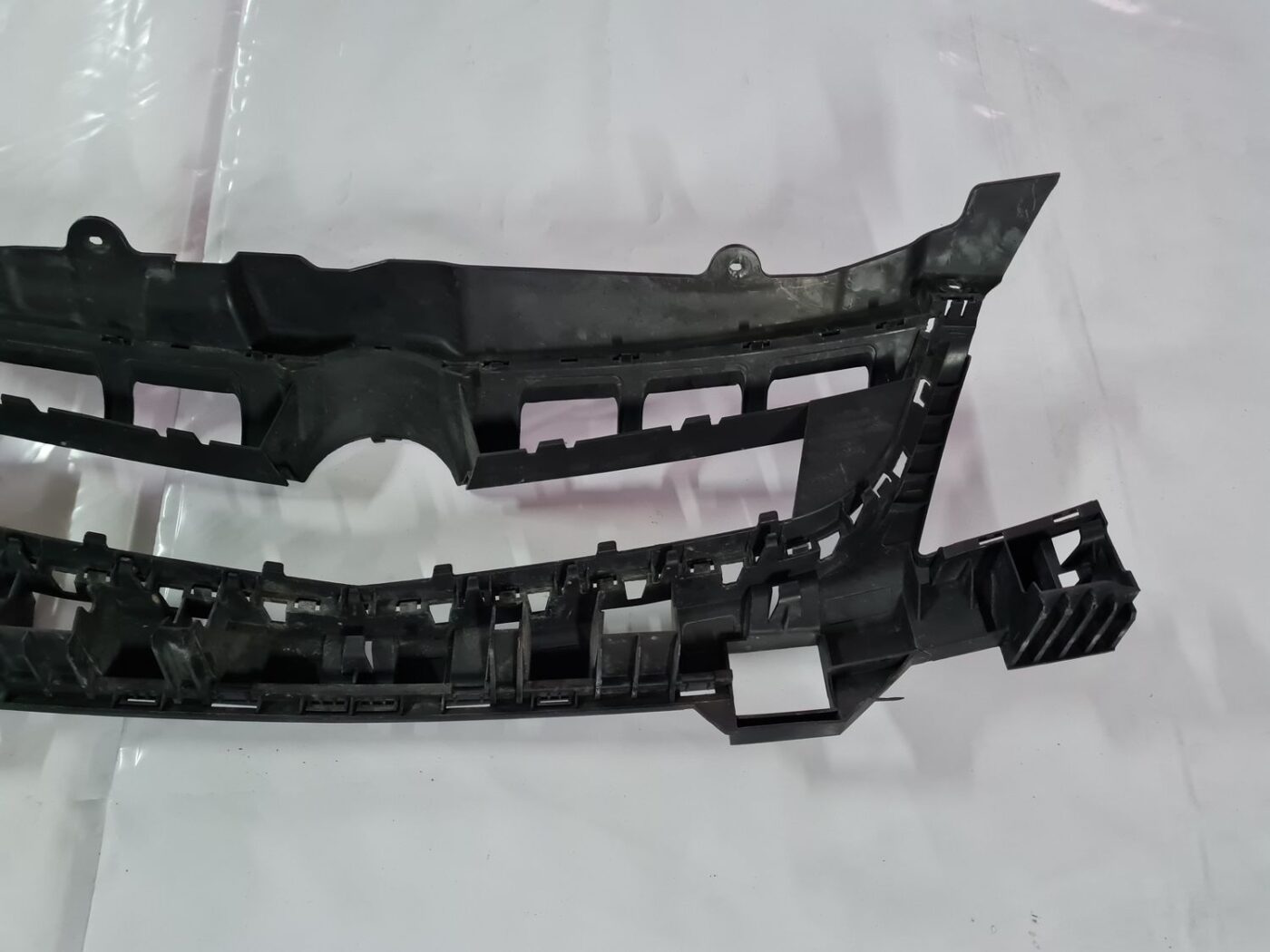 Bufera reste priekš OPEL VECTRA C 2008 3 Bufera reste priekš OPEL VECTRA C 2008