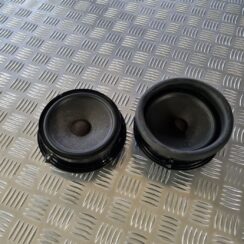 Durvju skaļrunis, apakšā priekš VW GOLF IV 1999