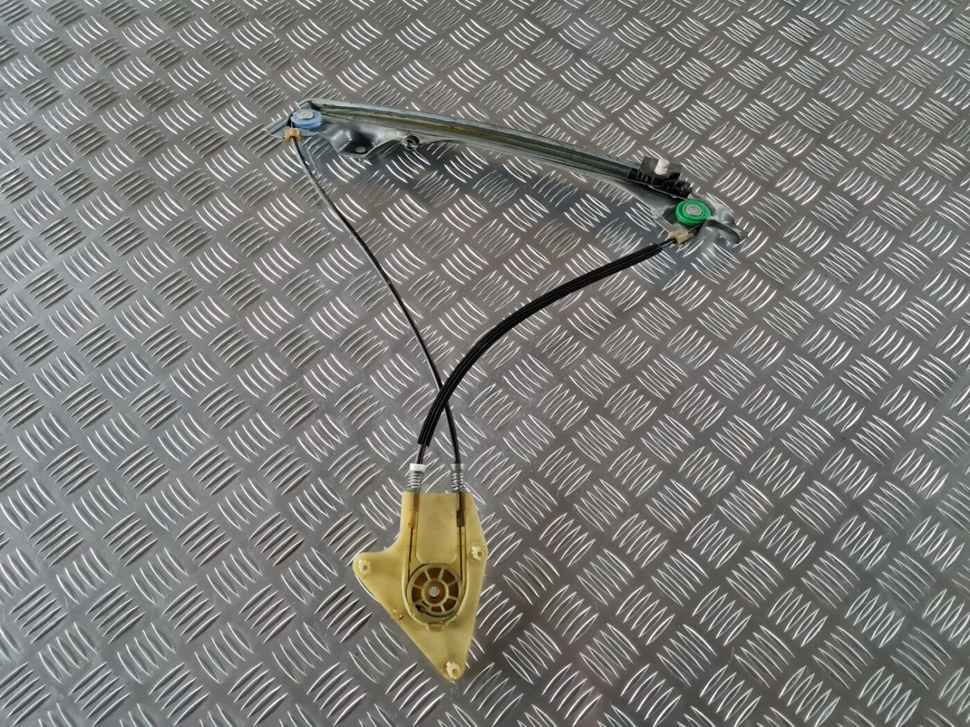 Stikla pacelšanas mehānisms aizmugurējais labais priekš RENAULT LAGUNA 2008 3 Stikla pacelšanas mehānisms aizmugurējais labais priekš RENAULT LAGUNA 2008