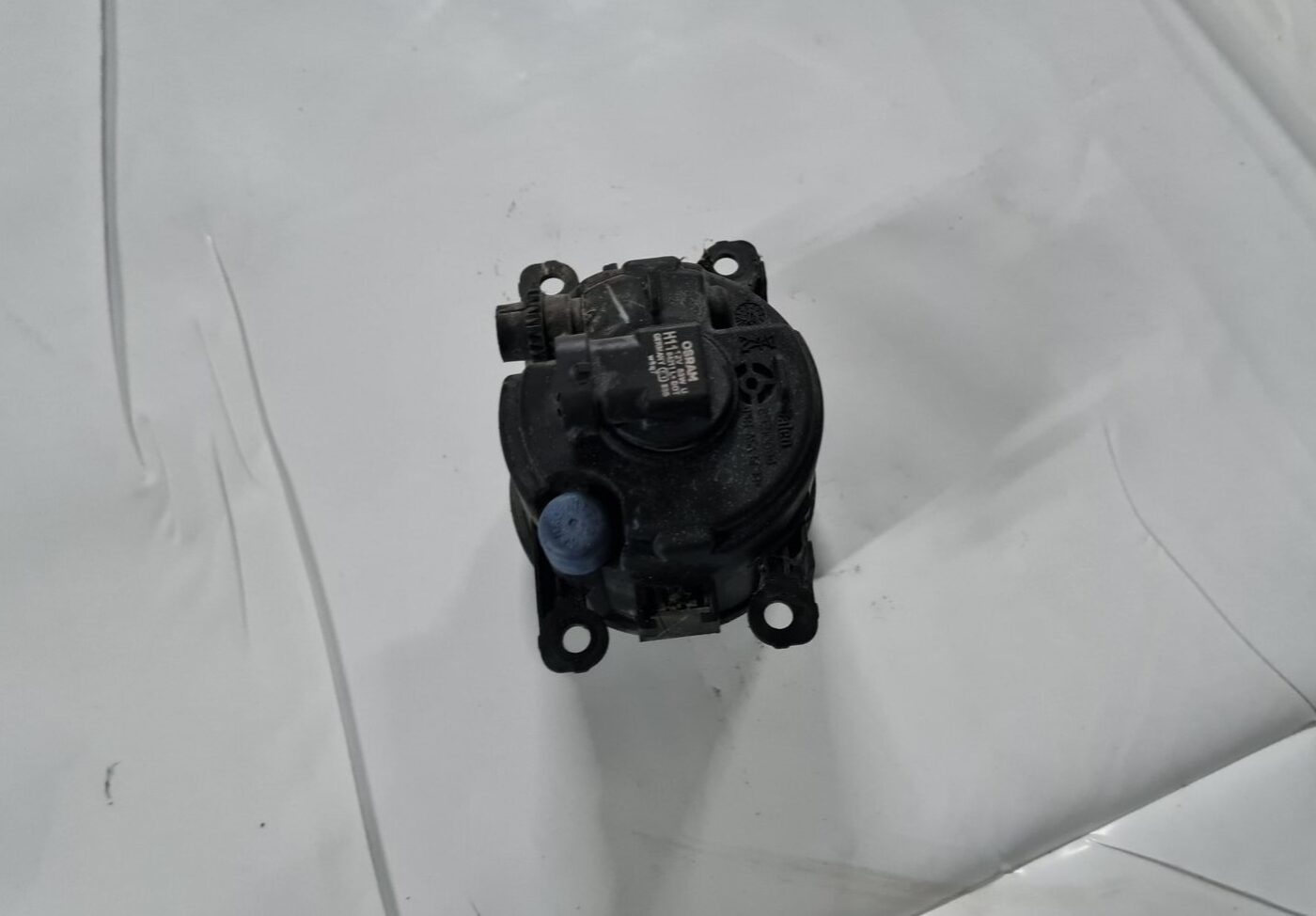 Miglas lukturis priekšā pa kreisi priekš RENAULT LAGUNA 2008 4 Miglas lukturis priekšā pa kreisi priekš RENAULT LAGUNA 2008