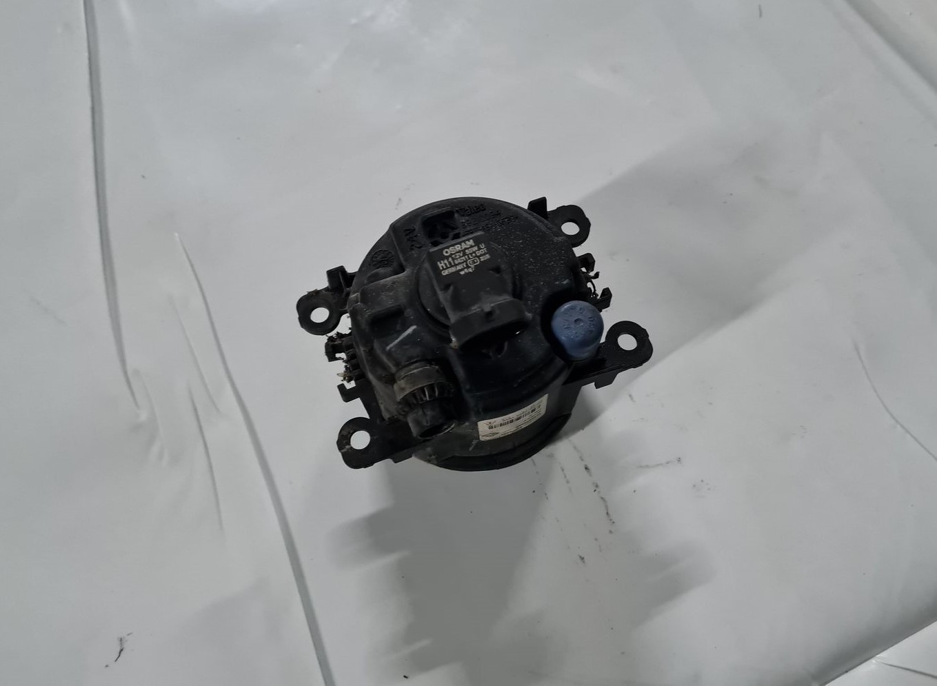 Miglas lukturis priekšā pa kreisi priekš RENAULT LAGUNA 2008 3 Miglas lukturis priekšā pa kreisi priekš RENAULT LAGUNA 2008