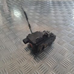 Priekšējo kreiso durvju slēdzene priekš SKODA OCTAVIA 2002