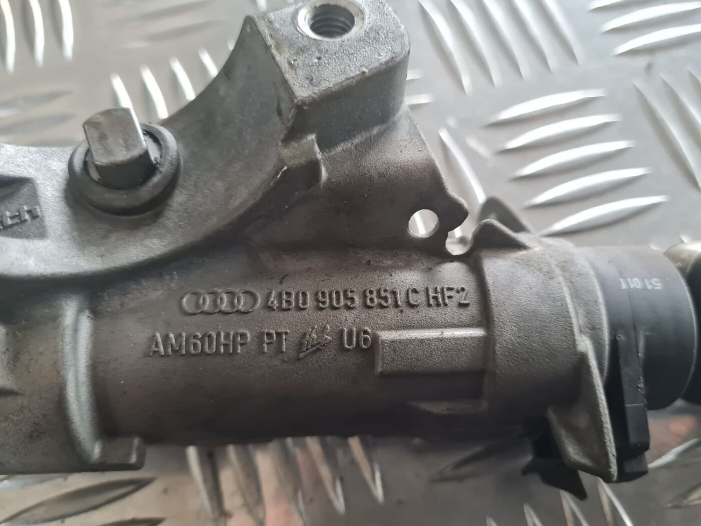 Aizdedzes slēdzene priekš SKODA OCTAVIA 2002 5 Aizdedzes slēdzene priekš SKODA OCTAVIA 2002